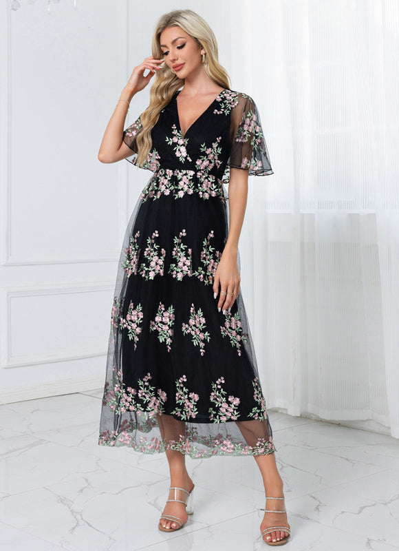 Robe Dentelle Brodée - gallery 5