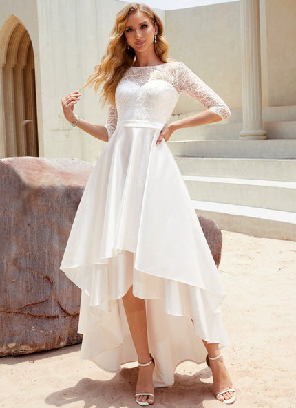 Robe Dentelle Satinée Étoile Flottante