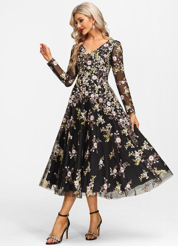 Robe Dentelle Florale Sophistiquée - gallery 3