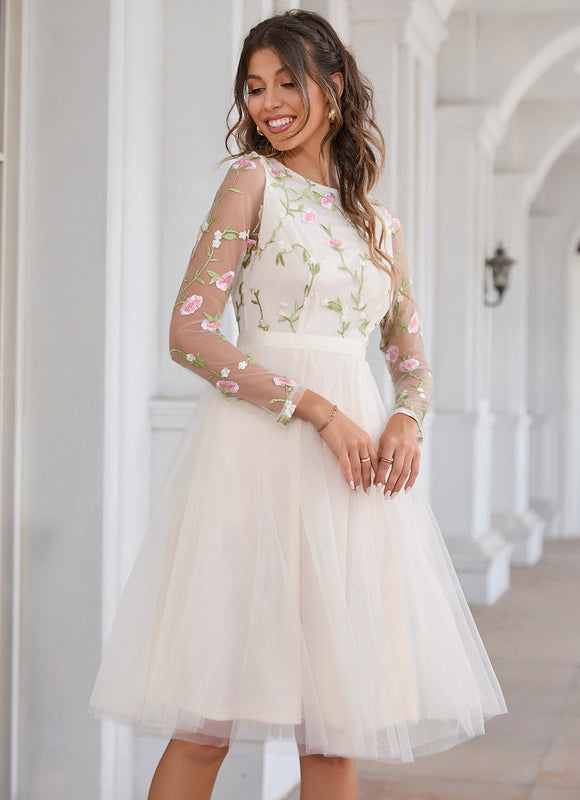 Robe Dentelle Éclat De Fleurs - gallery 6