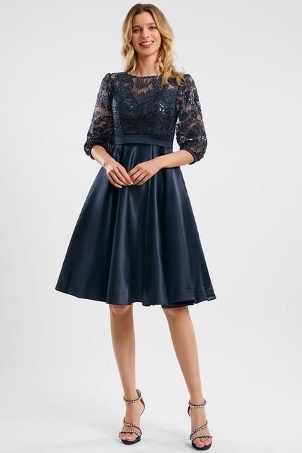 Robe Dentelle Satinée Chic - gallery 1