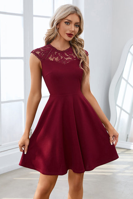 Robe Dentelle Bordeaux Chic