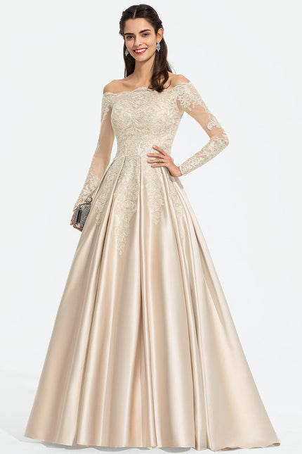 Robe Dentelle Élégance Satinée - gallery 4