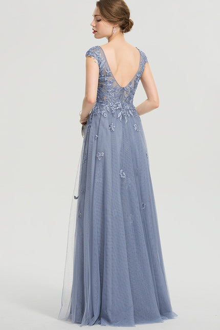 Robe Dentelle Grise Élégante - gallery 1