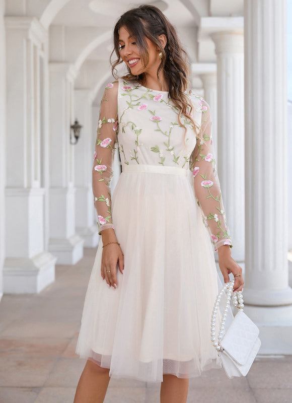 Robe Dentelle Éclat De Fleurs - gallery 8