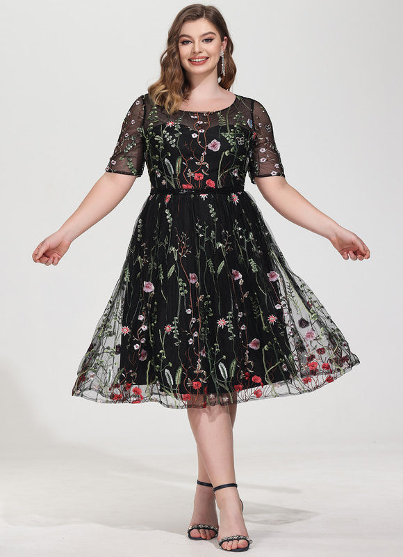 Robe Dentelle Genoux - gallery 7