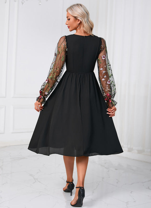 Robe Dentelle Vaporeuse Brodée - gallery 5