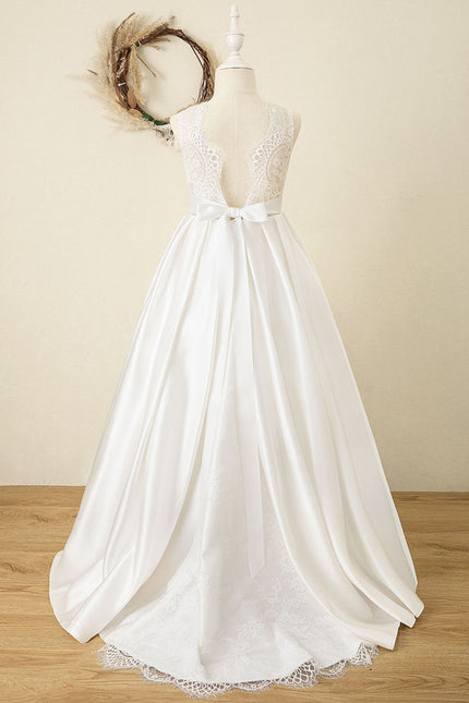 Robe Dentelle Étoile De Satin