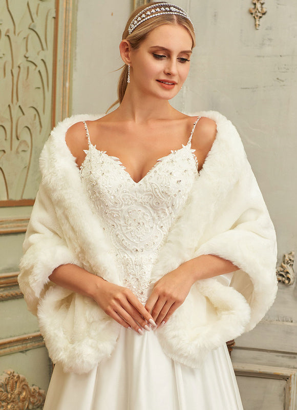 Robe Dentelle Satinée Éclatante - gallery 2
