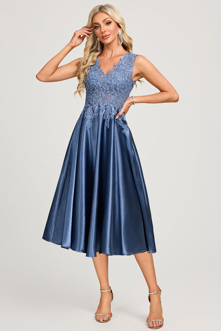 Robe Dentelle Satin Bleu Nuit