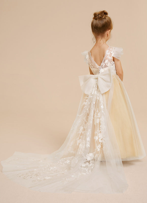 Robe Dentelle Nuageuse Élégante
