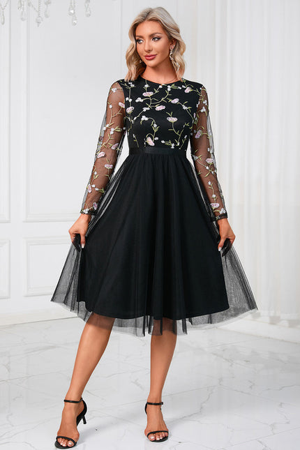 Robe Dentelle Éclat De Fleurs - gallery 9