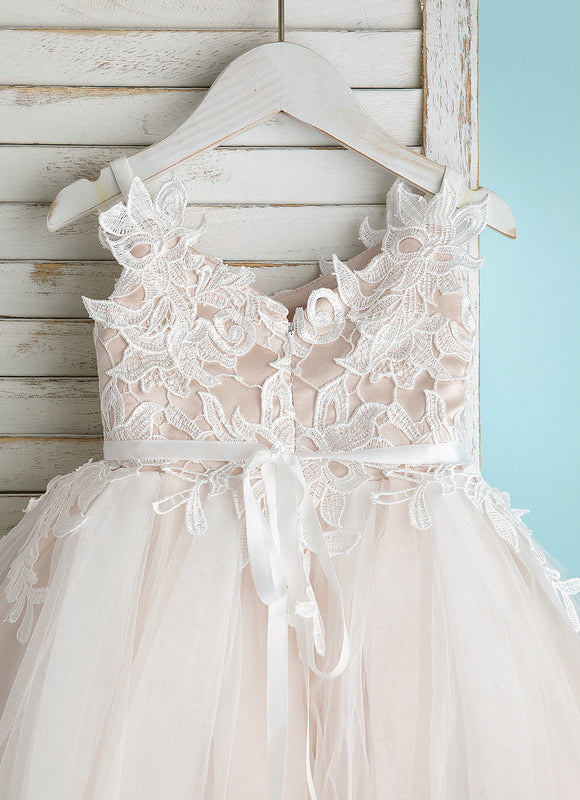 Robe Dentelle Nuptiale Enfantine Élégante - gallery 6