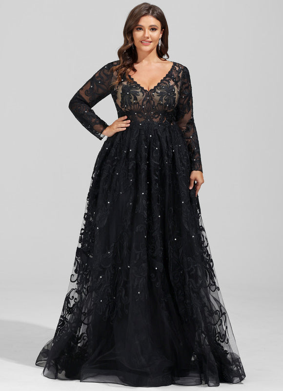 Robe Dentelle De Soirée Scintillante - gallery 5