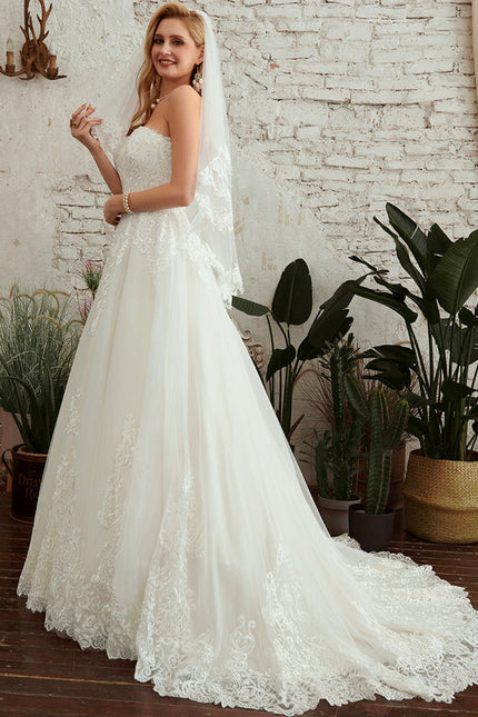 Robe Dentelle Vaporeuse Élégante - gallery 3