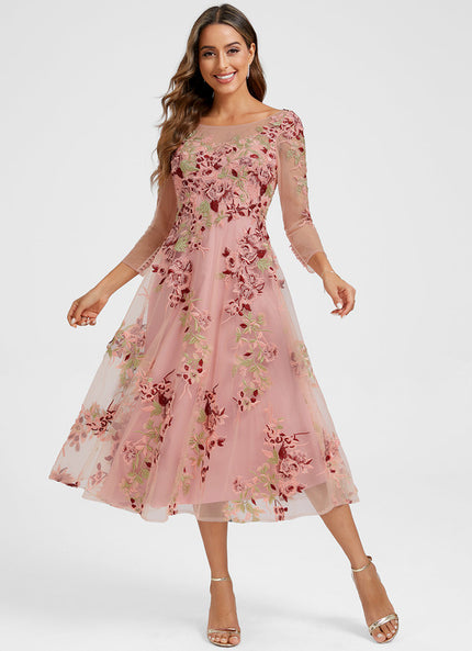 Robe Cocktail Rose Poudré Dentelle