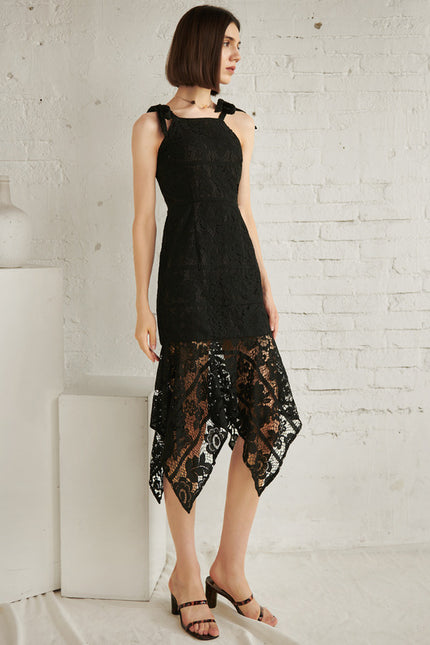 Robe Dentelle Noire Asymétrique - gallery 1