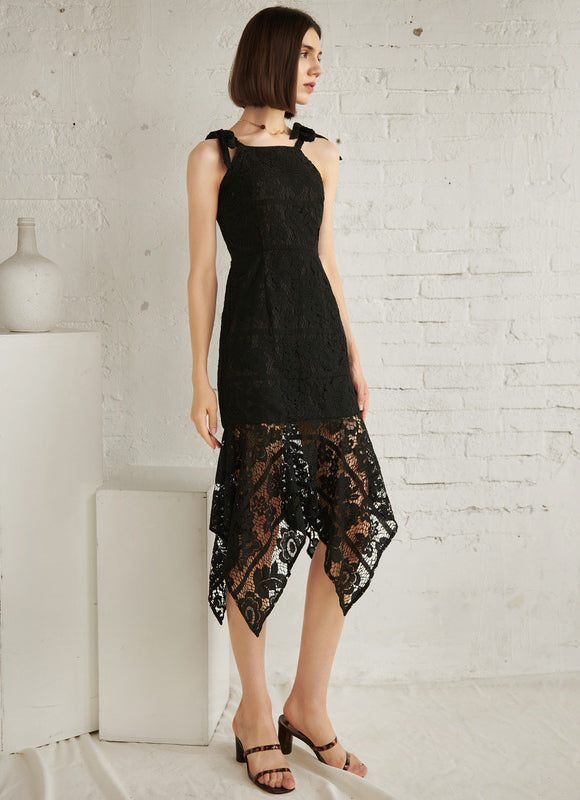 Robe Dentelle Noire Asymétrique - gallery 1