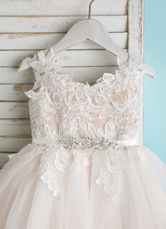 Robe Dentelle Nuptiale Enfantine Élégante - gallery 7
