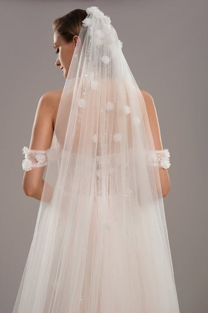 Robe Dentelle Nuptiale Florale Satinée - gallery 4