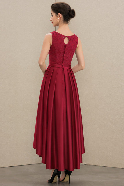 Robe Dentelle Rouge Chic - gallery 1