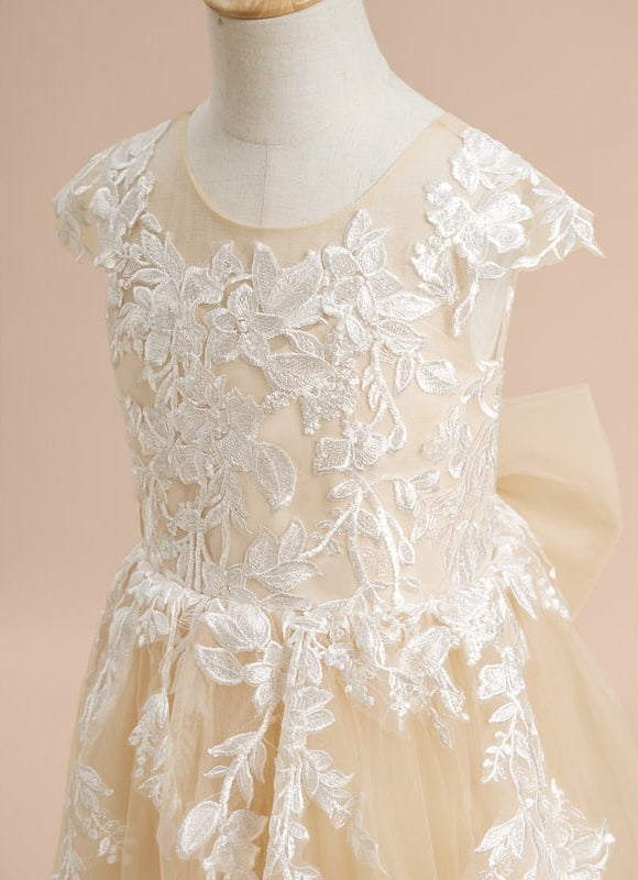 Robe Dentelle Élégance Florale Douce - gallery 5