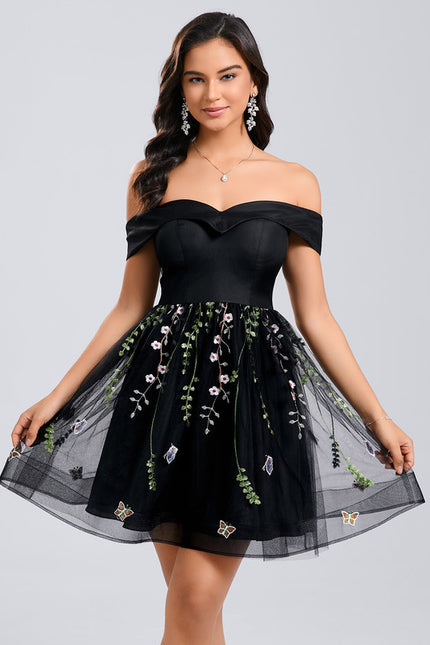 Robe Dentelle Courte Brodée Tulle - gallery 1